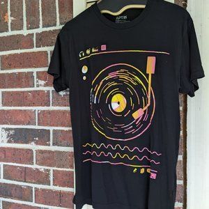 Black graphic T-Shirt with Colorful Music & Turntable Graphics Apt. 9 unisex M